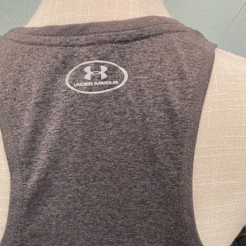 Under Armour
XL Grey Tank - Picture 6 of 8